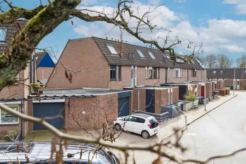 Hoekwoning Arnhem De Laar Oost 5 slaapkamers Garage Oprit