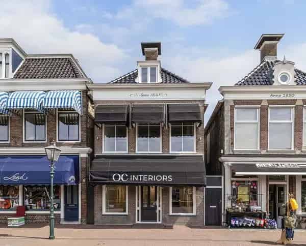 Lemmer Centrum: Karakteristieke Winkel-Woning 205m2