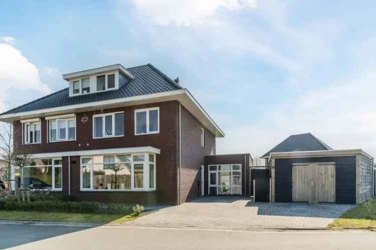 Huis Te Koop , 3, De Dijkkuilen, Wijk en Aalburg, Noord-Brabant