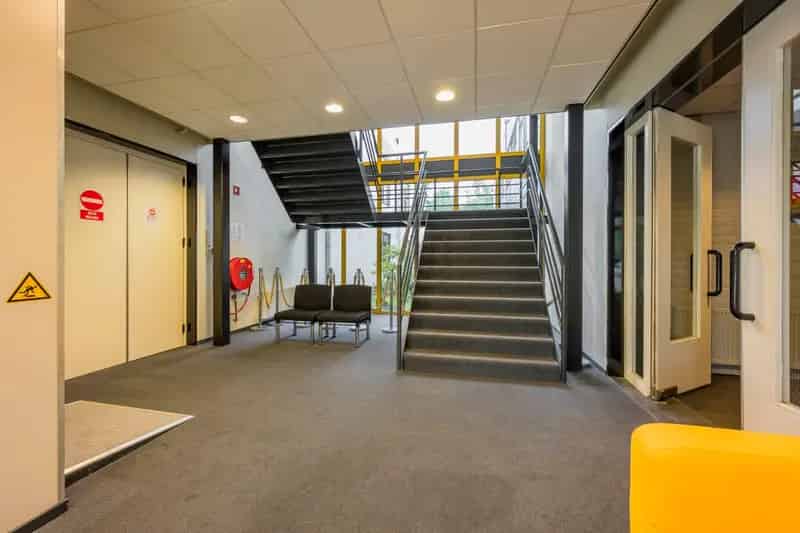 Kantoor te Koop Amersfoort 2445m² 40 parkeerplaatsen