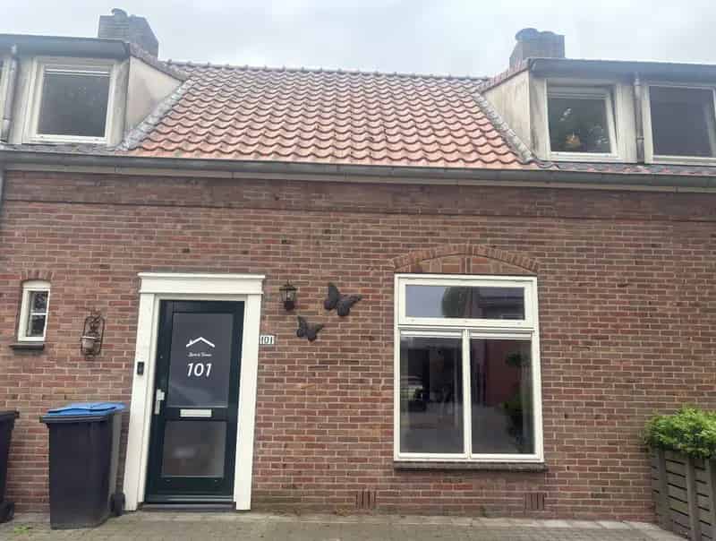 Ruime gezinswoning met 4 slaapkamers, tuin en garage