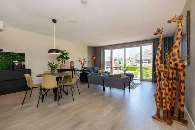 Moderne duurzame woning Koudekerke eigen parkeerplaats dakterras