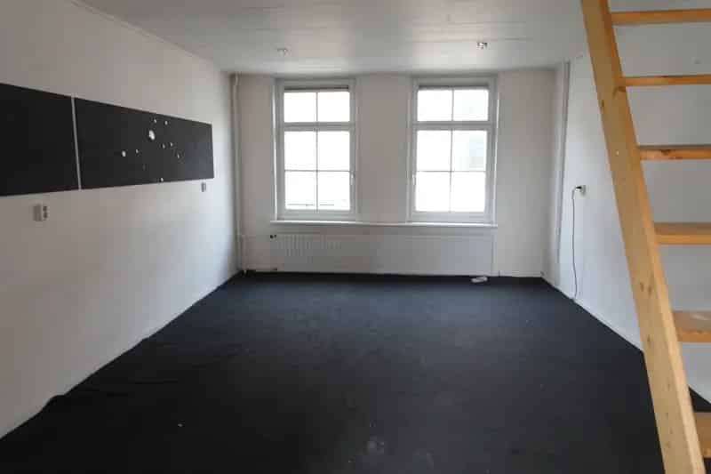 Winkelruimte met bovenwoning Vlaardingen