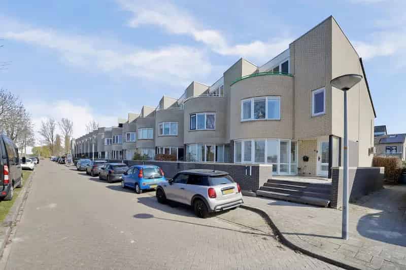 Huis te koop: Druivenstraat 1 1326 HE Almere | Funda