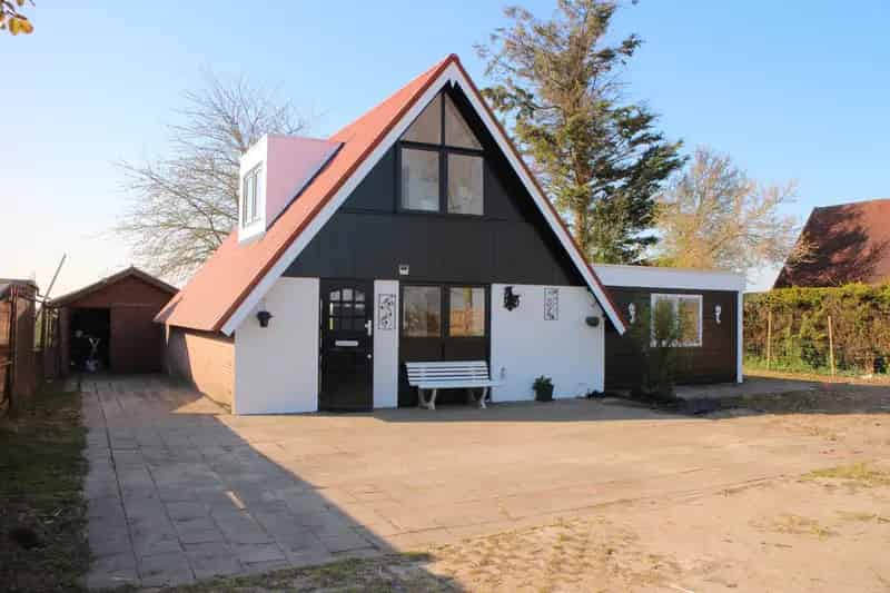 Vrijstaande woning Westerscheldedijk Landelijk gelegen