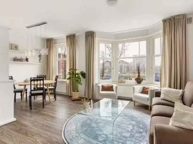 Licht appartement 54m2 Westlandgrachtbuurt Balkon Berging