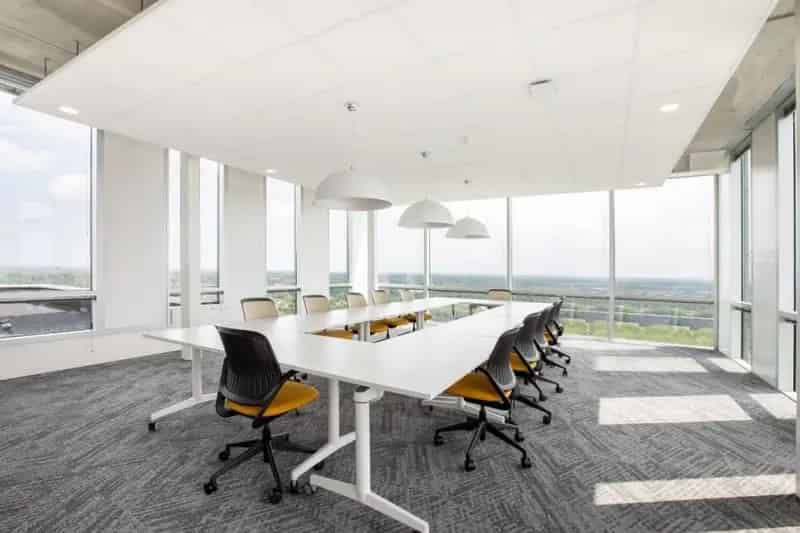 Volledige toegang tot coworkingruimte in Regus Almere Station
