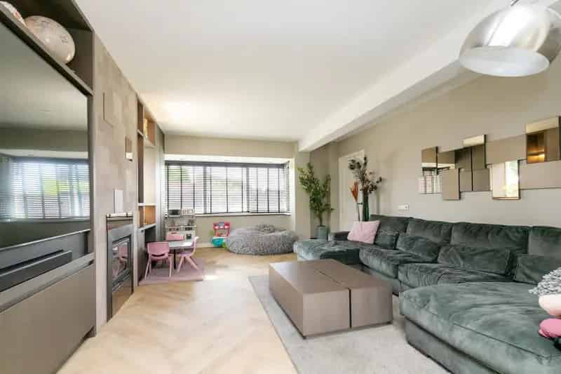 Royale Twee Onder Een Kapwoning Moergestel