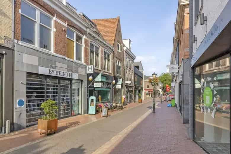 Horeca Bussum 100m2 te Koop IJssalon Barista Cafe Lunchroom