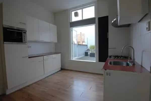 Appartement Gorinchem Centrum: Ruime Woonkamer en Buitenplaats