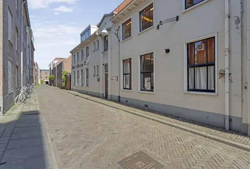 Kantoor Zwolle | Zoek kantoren te koop: Bitterstraat 57 8011 XK Zwolle 