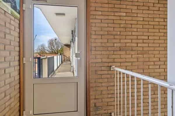 Ruim 4 Kamer Appartement Malburgen 3 Slaapkamers Balkon Berging