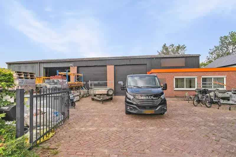 Bedrijfshal te Huur Harmelen 120m2 Kantoor Opslag