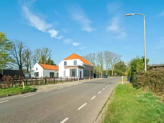 Moderne woning met kangoeroewoning te huur Nispen