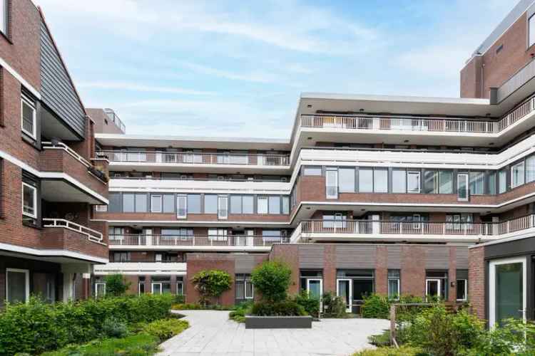Ruim appartement te koop in Apeldoorn: 108m², 2 slaapkamers, balkon, energielabel A