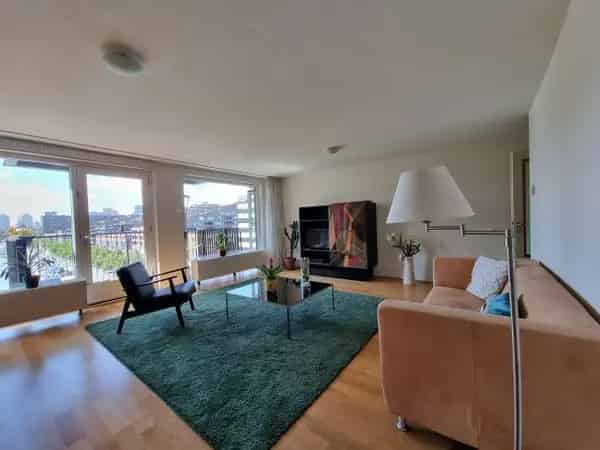 Appartement Rotterdam Kop van Zuid: 3-kamer appartement met havenzicht
