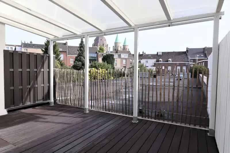 Gezellige gerenoveerde bovenwoning nabij centrum