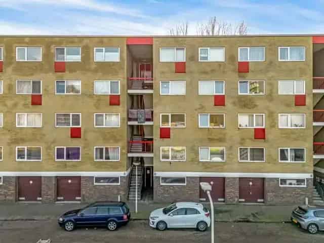 Ruim 4 Kamer Appartement Zaandam Nabij Park en Winkels