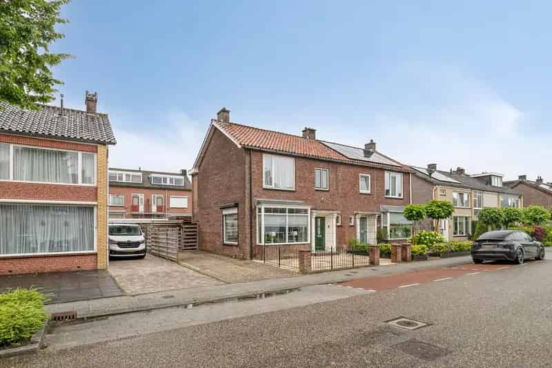 Huis te koop: Wilhelminastraat 31 2651 DJ Berkel en Rodenrijs | Funda