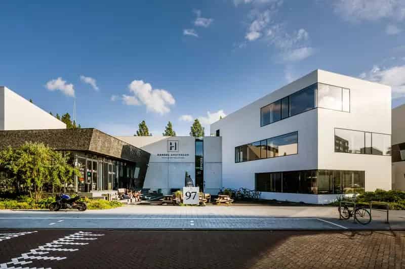 Kantoor Amsterdam | Zoek kantoren te huur: Fred. Roeskestraat 97-A 1076 EC Amsterdam 