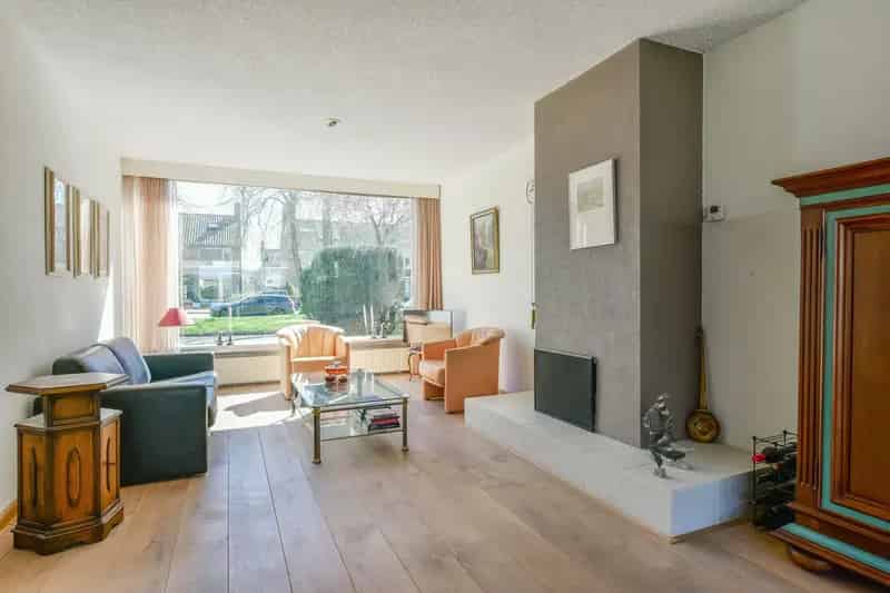 Ruime Tussenwoning Uithoorn 133m2 3 Slaapkamers Zonnige Tuin