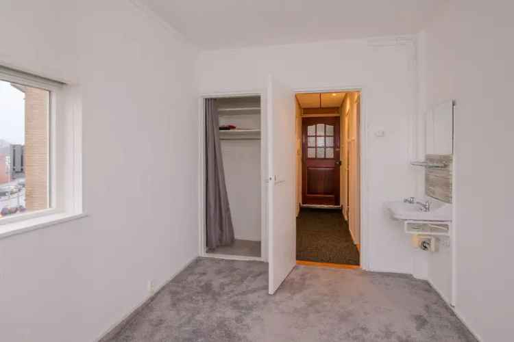 2 Kamer Appartement Almelo - Starterwoning - Direct Beschikbaar