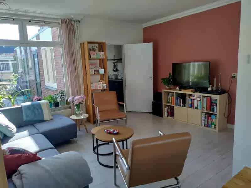Kamer te huur in Roombeek: Gezellig huis met tuin