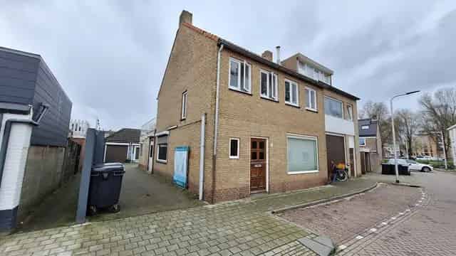 Studio te huur Tilburg Fatima West Tournooistraat