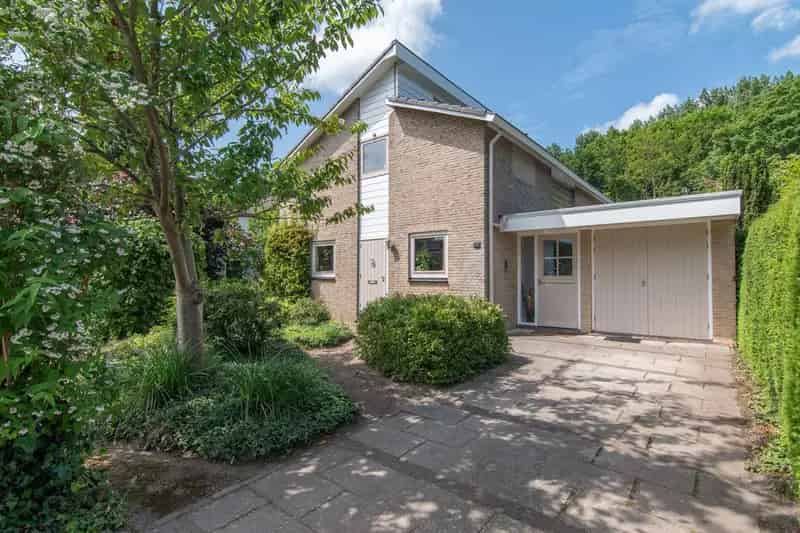Vrijstaande Villa Westerpark Zoetermeer 4 slaapkamers 2 badkamers