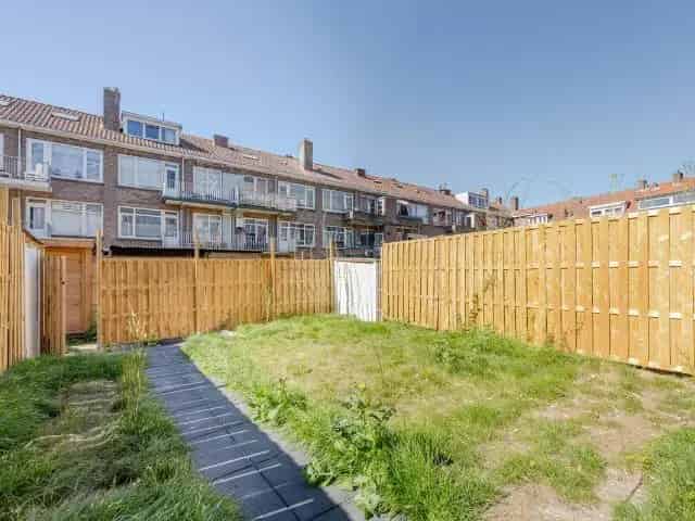 Turnkey woning Rotterdam: gerenoveerd, energielabel A, tuin en kelder