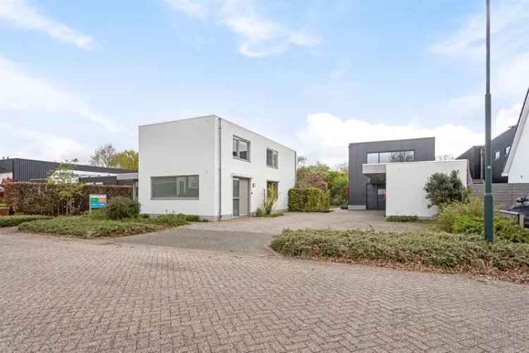 Kantoor Nuenen | Zoek kantoren te koop: Spegelt 92 5674 CD Nuenen [funda in business]