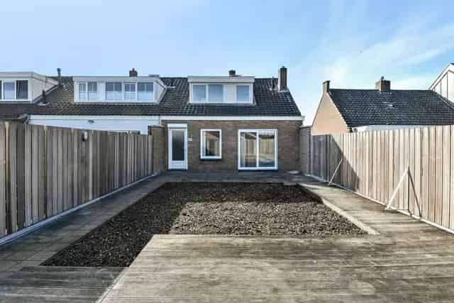 Bovenwoning 5 Kamers Elst GE 105m2