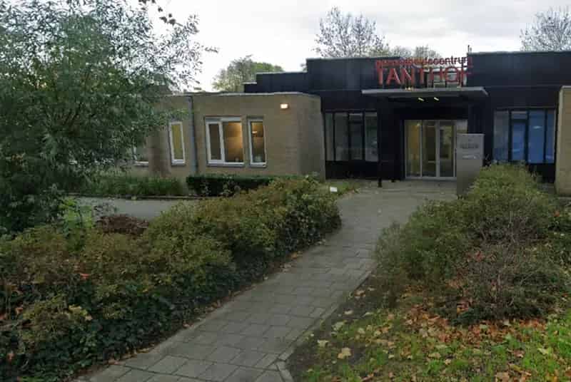 Kantoor te huur Delft Tanthof Oost 102m2 Gezondheidscentrum