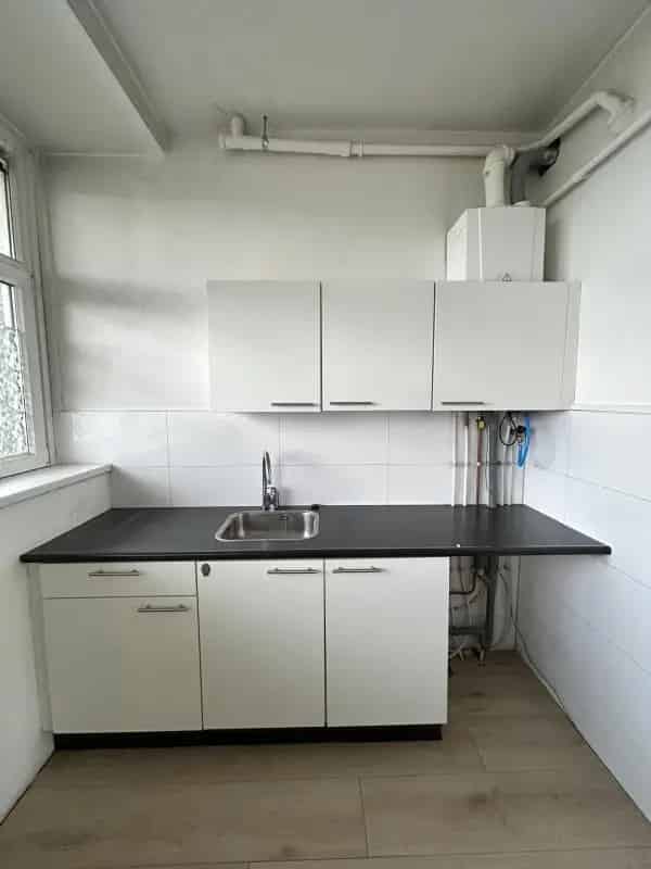 2 Kamer Appartement Zuidplein Rotterdam