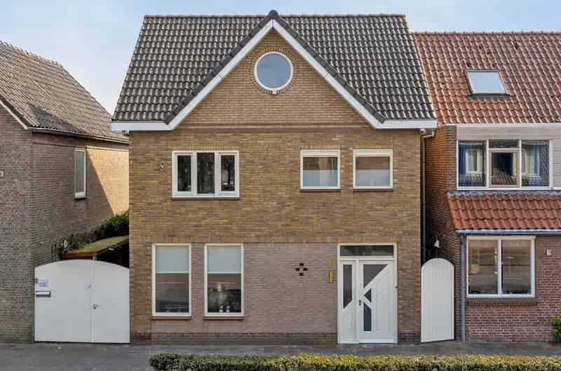 Huis te koop Dongen 4 slaapkamers Tuin op het zuiden