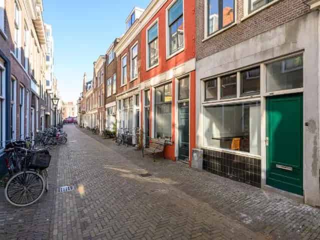 Benedenwoning Leiden Centrum - Instapklaar en Gemoderniseerd