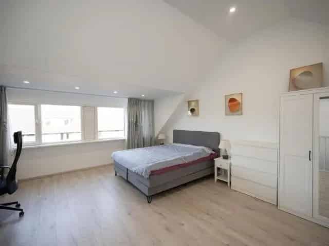 4 Slaapkamers Eengezinswoning Westwijk2 Amstelveen