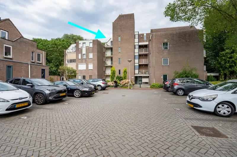 Appartement Bovenste Verdieping Moderne Keuken Badkamer