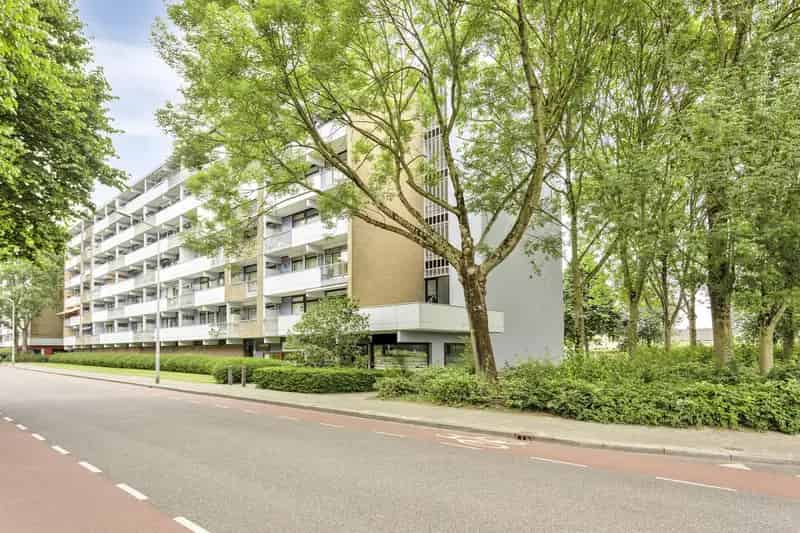 Ruim appartement 3 slaapkamers nabij winkelcentrum Maastricht