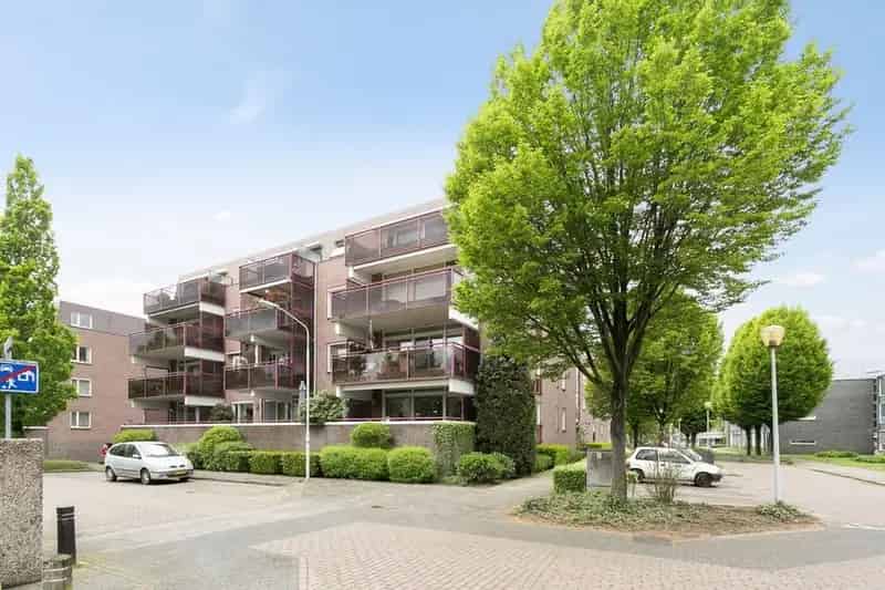 Royaal 4 Kamer Appartement 126m2 Best Centrum Garage Airco