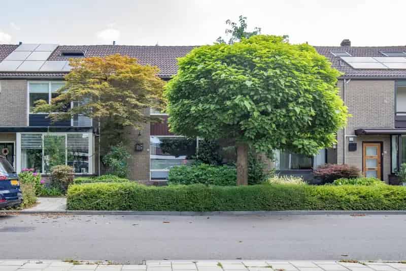 Moderne Tussenwoning Woudenberg 4 slaapkamers Ruime tuin