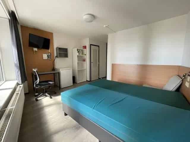 Studio Rotterdam Centrum Willemskade 19m2