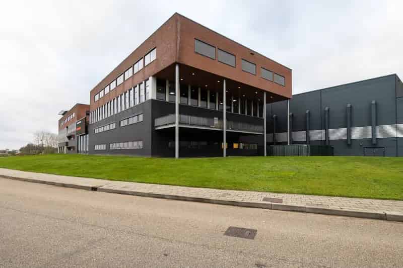 Kantoor te huur Ede A12 2674m2 Turn-key Gemeubileerd