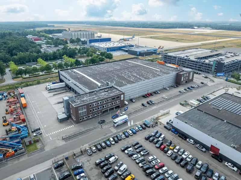 Bedrijfshal Eindhoven | Zoek bedrijfshallen te huur: Jan Hilgersweg 2-8 5657 ES Eindhoven 