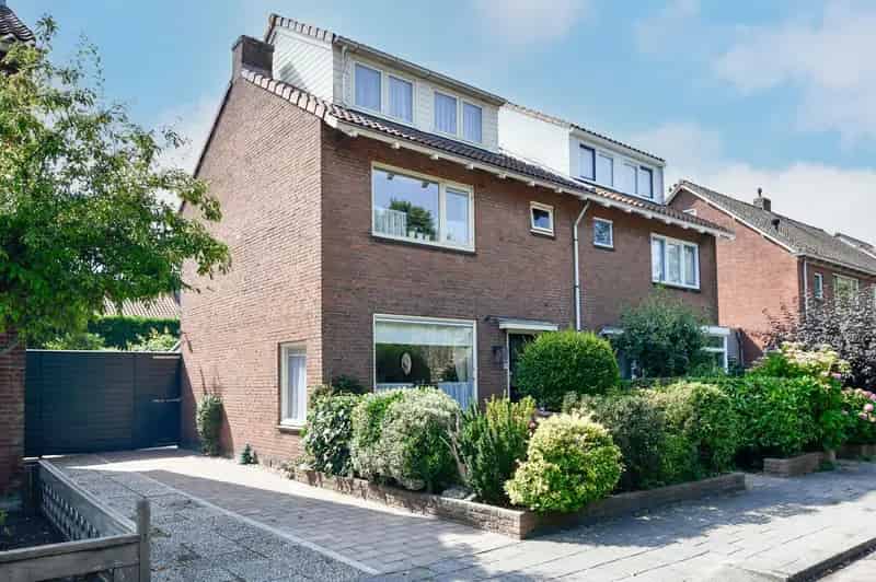 Huis te koop: Teunis Slagterstraat 8 1551 CE Westzaan | Funda