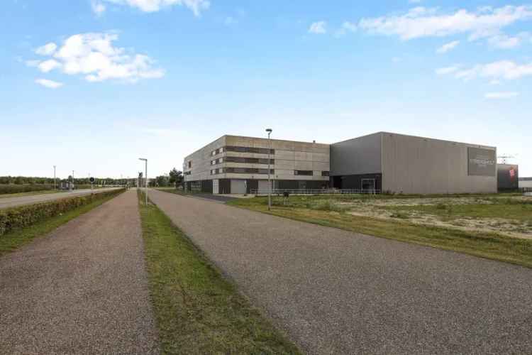 Bedrijfsruimte te huur Almere 6900m² Last Mile Delivery