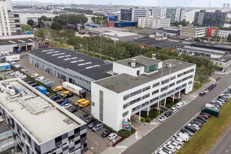 Bedrijfshal Rotterdam 1200m² te Huur Albert Plesmanweg