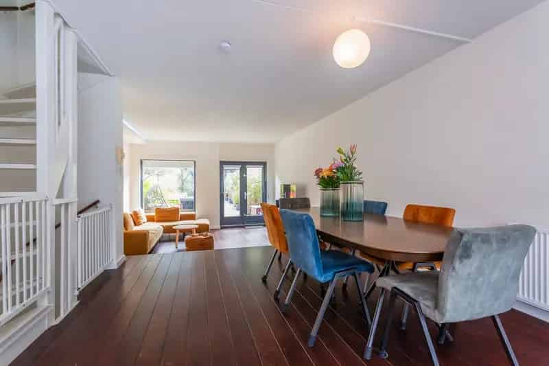 Ruime 5 Slaapkamer Familiewoning te Koop Rotterdam