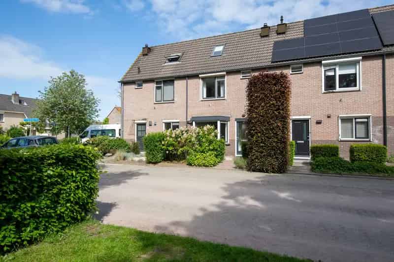 Huis te koop Voorthuizen: Ruime gezinswoning met 3 slaapkamers