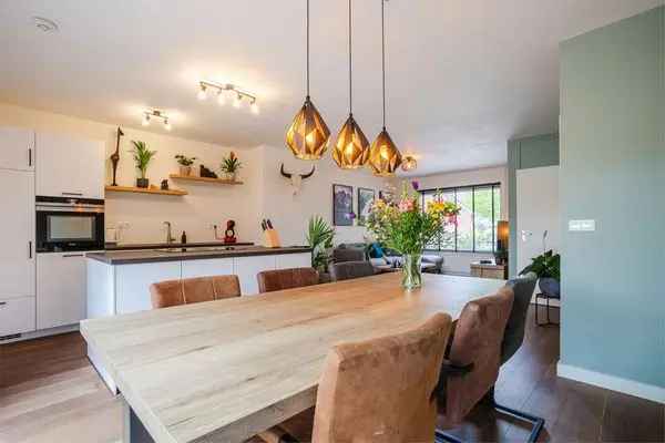 Ruime Tussenwoning Groenlo - 4 Kamers, 2 Badkamers
